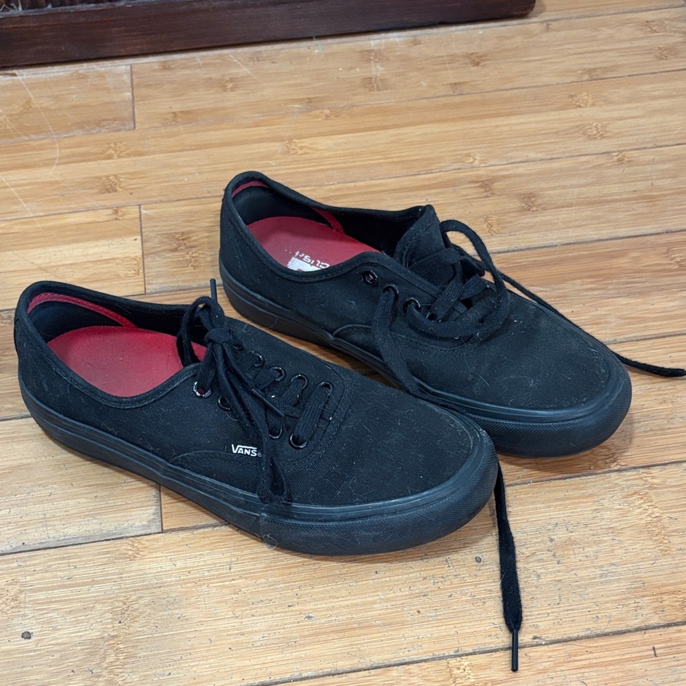 Vans Men's Black Canvas Lace-Up Sneakers